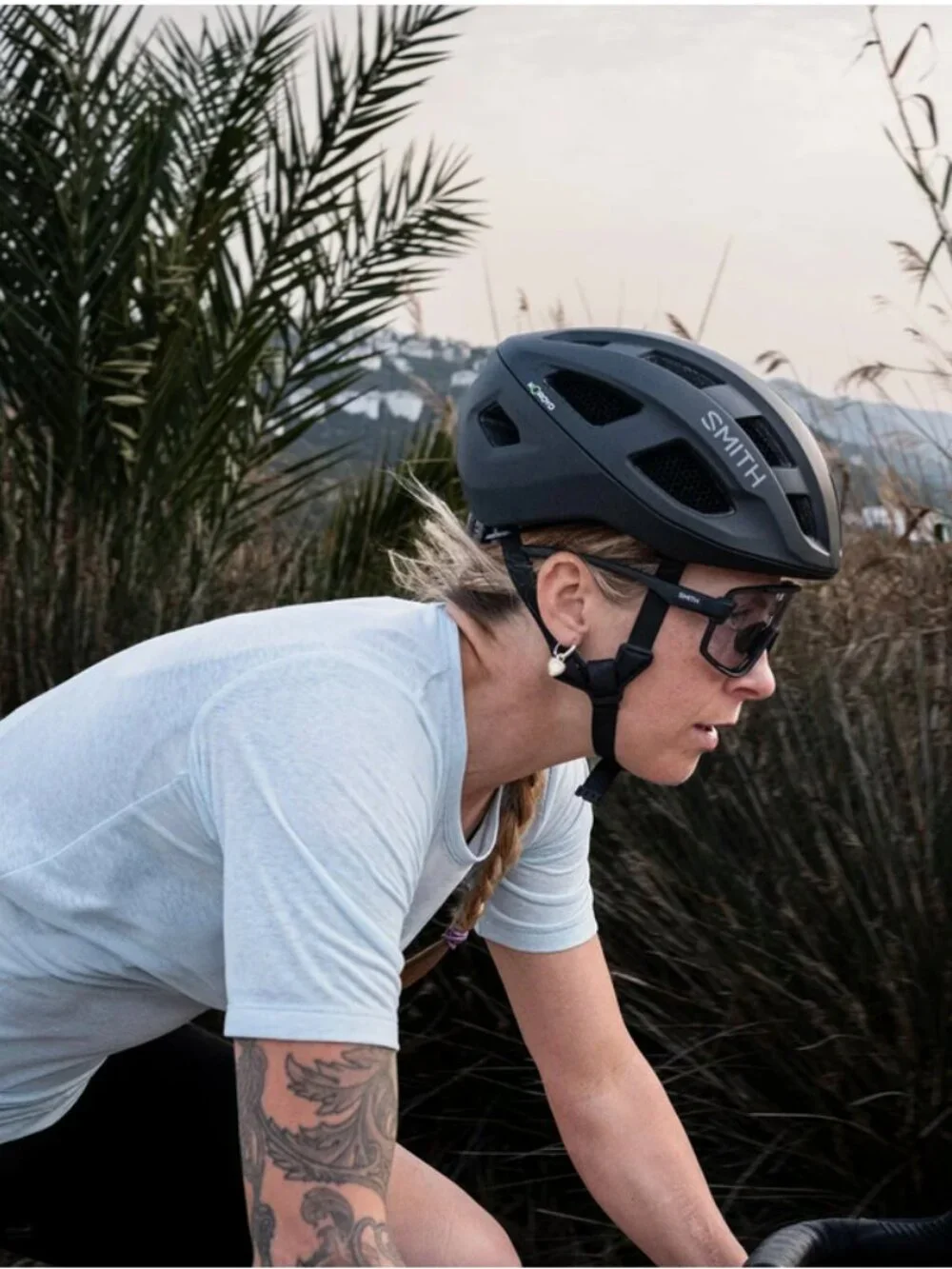SMITH Wildcat Matte Black ChromaPop Photochromic Clear to Gray Sunglasses